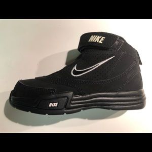 Nike Baller Slip 2